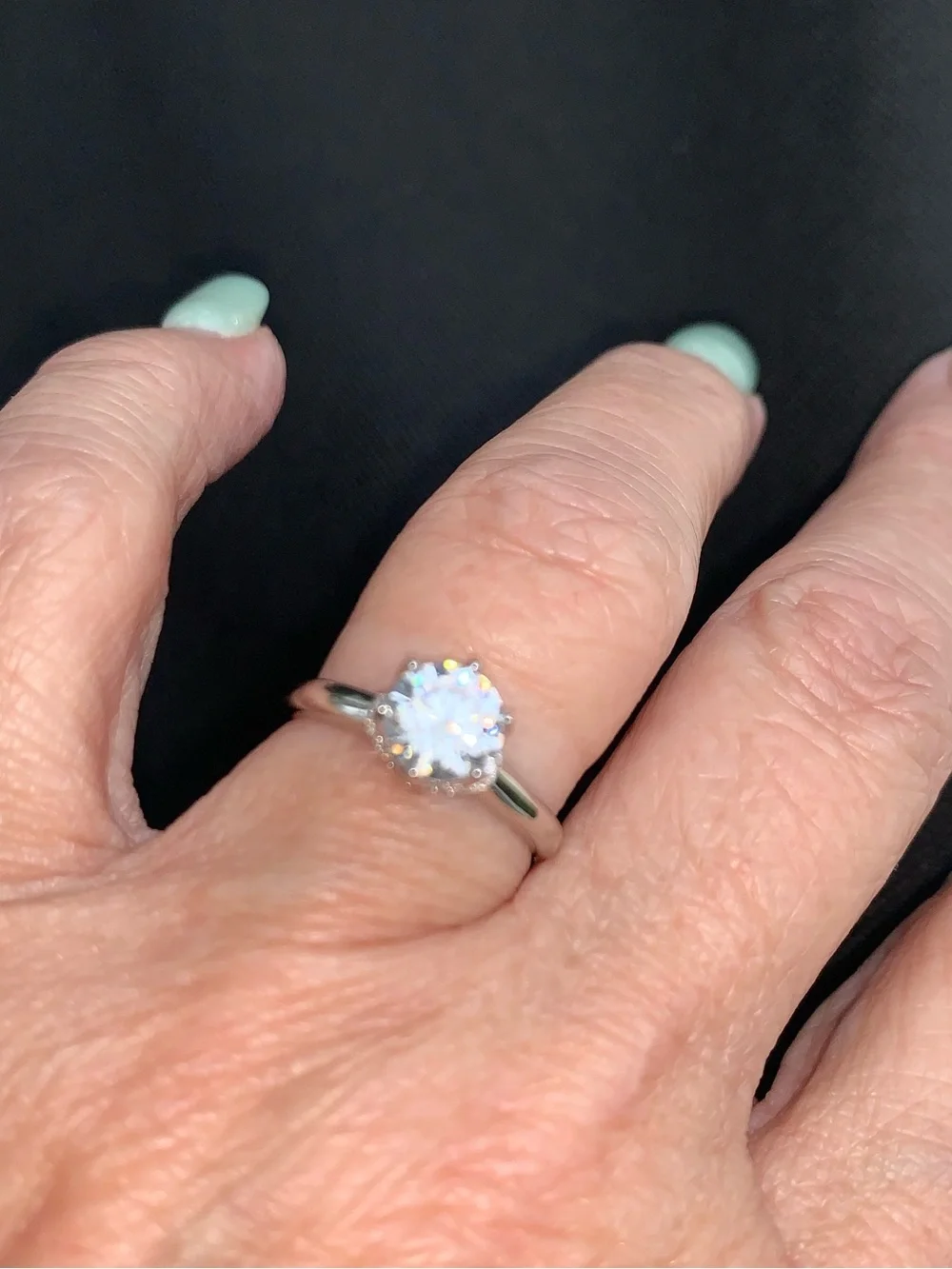 Gorgeous 1 ct moissanite diamond w/ beautiful accents 925 silver size 6 NEW $299